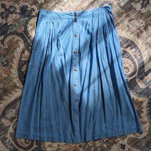 ASTR The Label Shayla Chambray Button Front Midi Skirt with Pockets, Size M